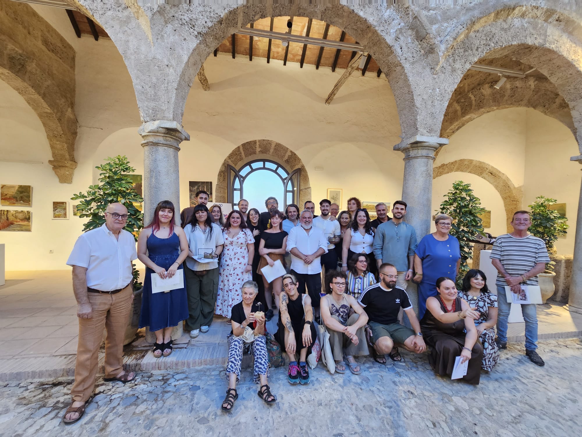 Grupo de participantes en el curso de fundición en bronce de 2026